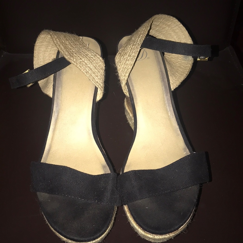Black Wedge Heels